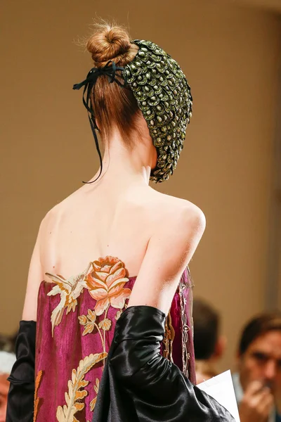 Look 52